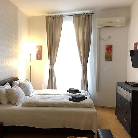 Elite Rooms & Apartments Будапеща Екстериор снимка